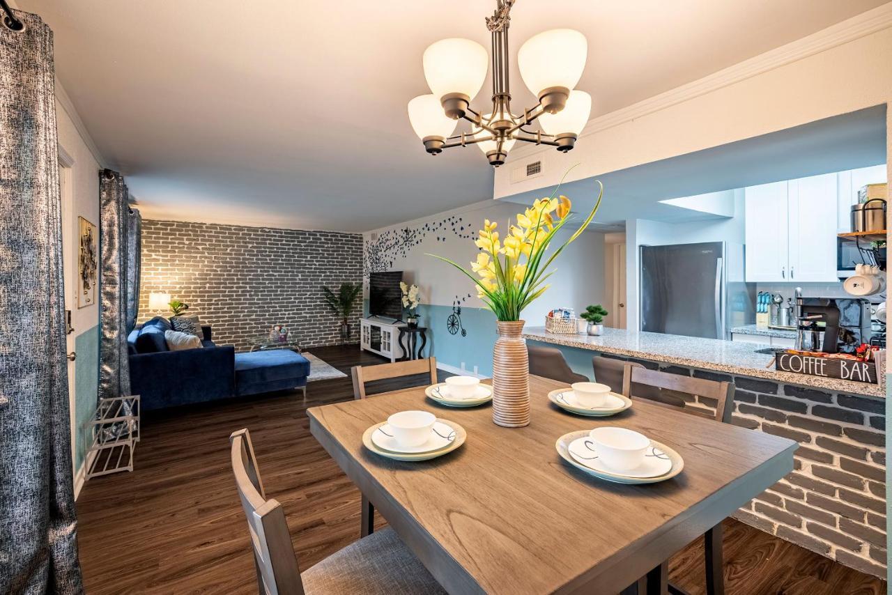 Lovely Comfort Uptown Condo For Houston Trip. Extérieur photo